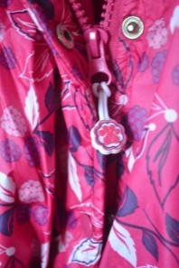 Куртка новая на 2 года