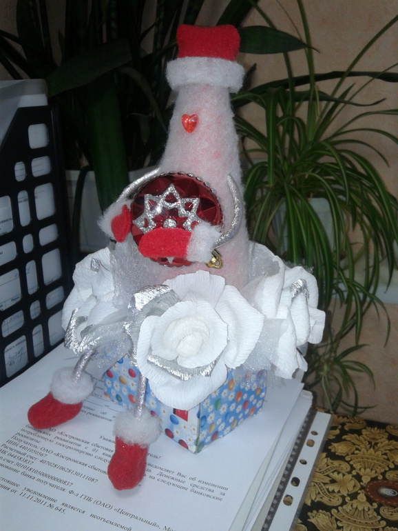 Новогодняя игрушка в садик