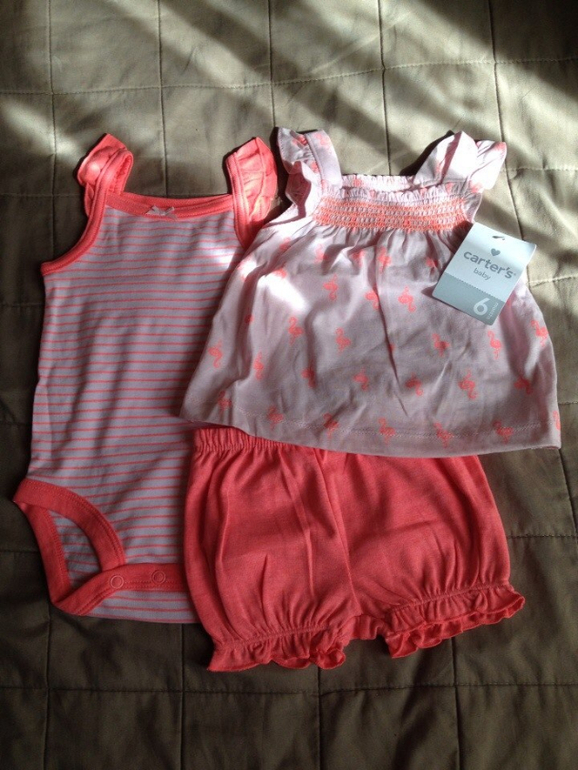 Carters 6мес, Old Navy 2-3г для девочки