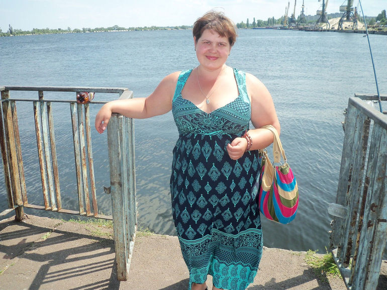 Подстриглась.