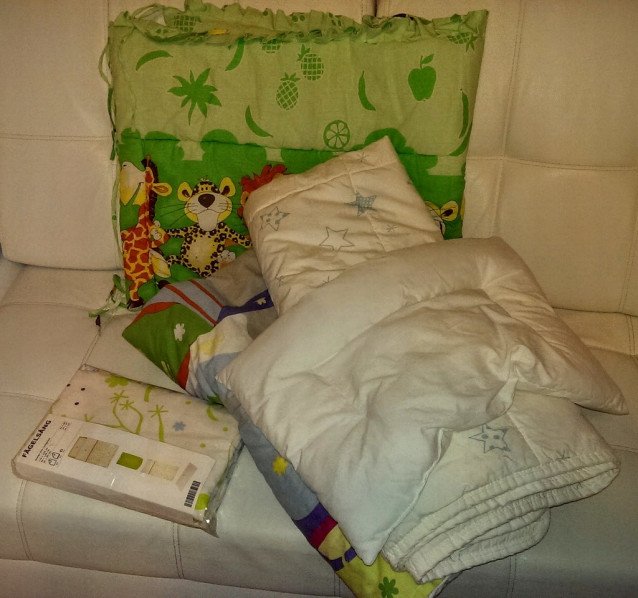 Одеяло, постельное белье для кроватки Икеа