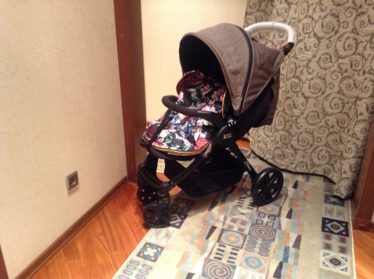 Мое чудо в перьях или покупка Britax b-agile + доработка подножки.