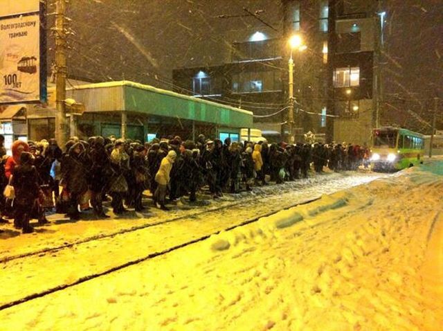 НЕМНОГО снежного Волгограда