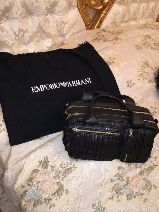 Сумки  ориганал emporio armani