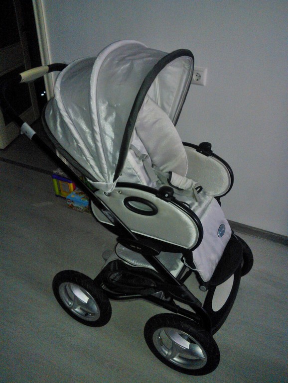 Продаю коляску GEOBY C707R 2 В 1