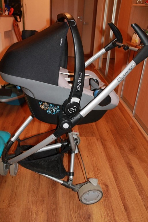 quinny zapp xtra (рассматриваю ОБМЕН  на другую коляску) + Maxi-cosi pebble. 13 000