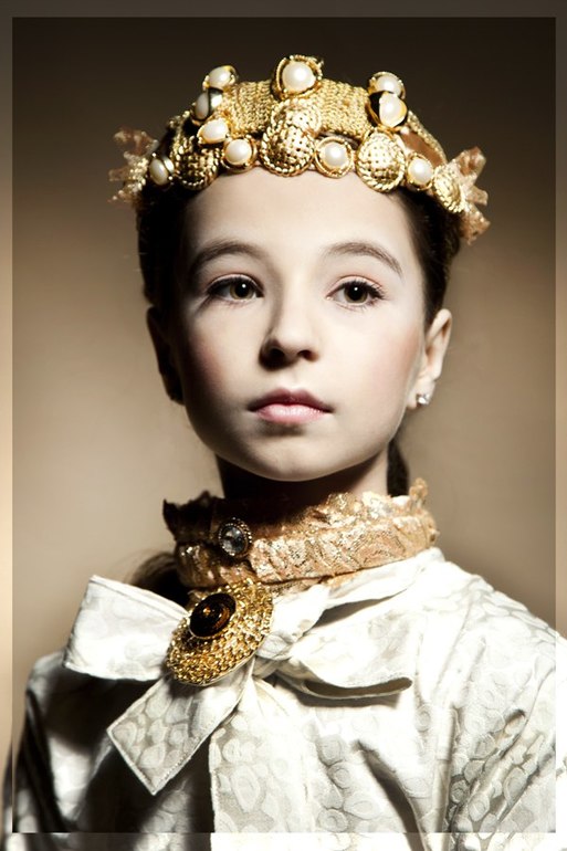 Лера  в  проекте   ROKOkids  . PHOTO: Sasha Sannikova DRESS: Alice LA Neoronova  MUAH: Elena BUONA Yurina