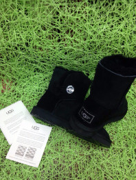 УГГИ (UGG)