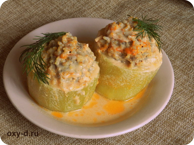 Фаршированные кабачки в мультиварке Панасоник