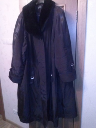 Зимнее новое пальто на полную женщину