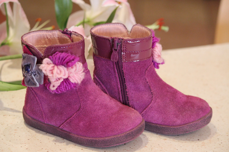 Crocs (С7), Капика (Kapika, разм.23), Minimen (разм.23), PrettyGirl (разм.23)