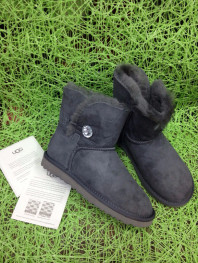 УГГИ (UGG)