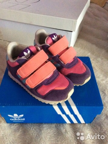 Кроссовки Adidas