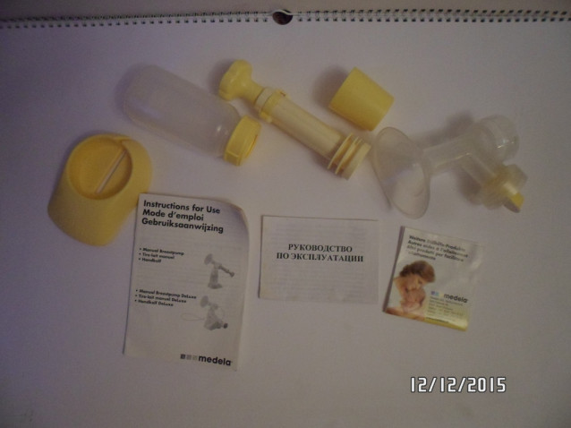 молокоотсос ручной поршневой Medela (Швеция)
