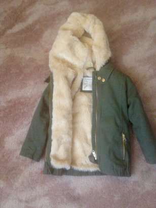 манго кидс курточка3/4 года , костюм крокид 98/104, состояние на 5 ..