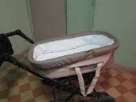 Продам коляску 2 в 1 (люлька и прог. блок), колеса