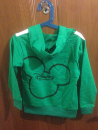 ,НОВАЯ Легкая толстовка на 3-4 года