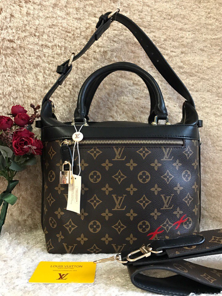 Сумка Louis Vuitton