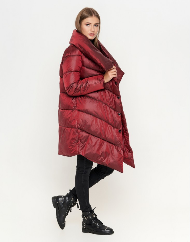 Красная трендовая куртка женская модель 816