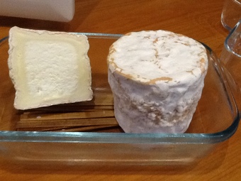 CROTTIN DE CHAVIGNOL ИЗ КОЗЬЕГО МОЛОКА