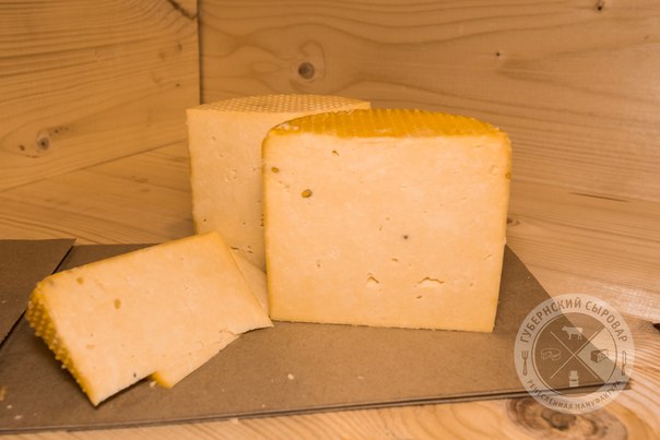 Сыр Качотта (с пажитником) 400 гр