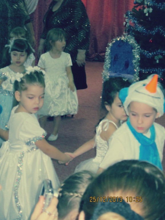 Новогодний утренник в новом садике
