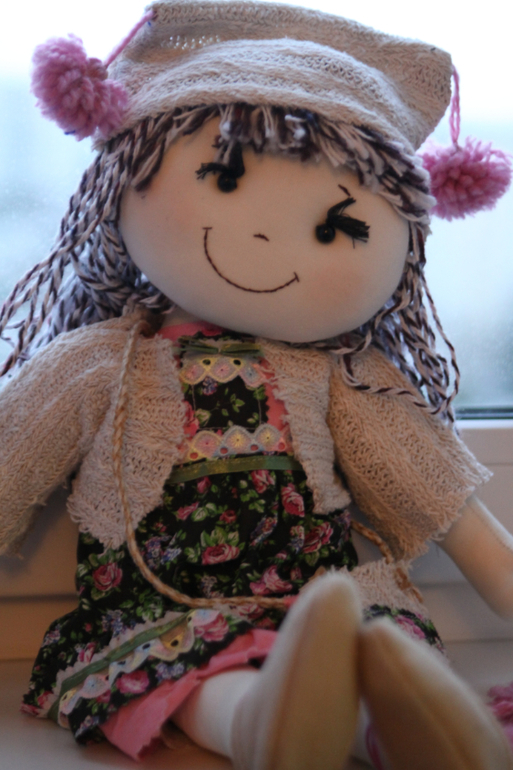 очень, очень много игрушек, б/у, состояние отличное.