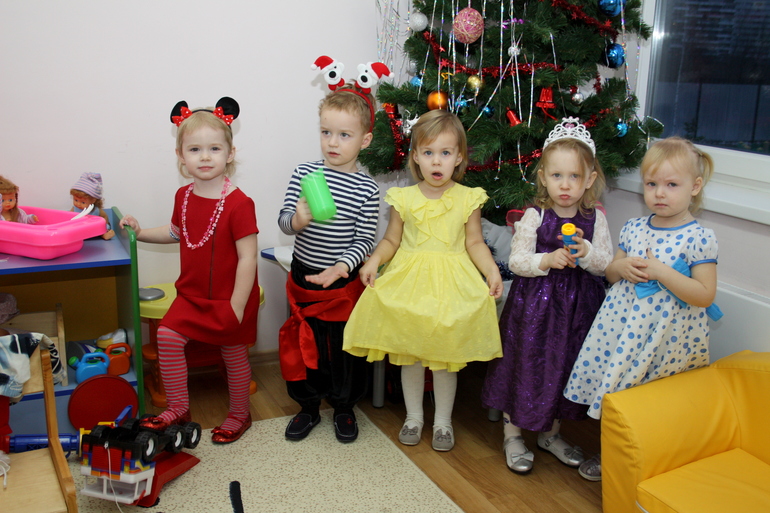 Новогодний утренник в детском садике....