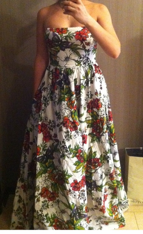 Хвастики платьев IS**ABEL GAR**CIA