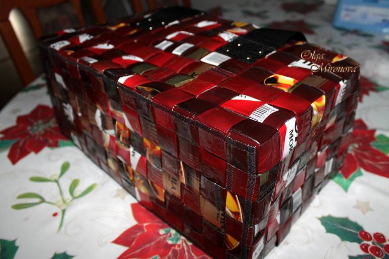 Сумка из кофейных пакетов.