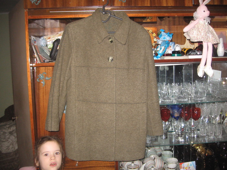 Верхняя одежда 46 р-р,