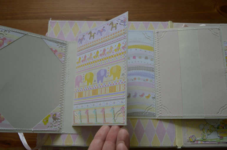 Альбом для новорожденной девочки