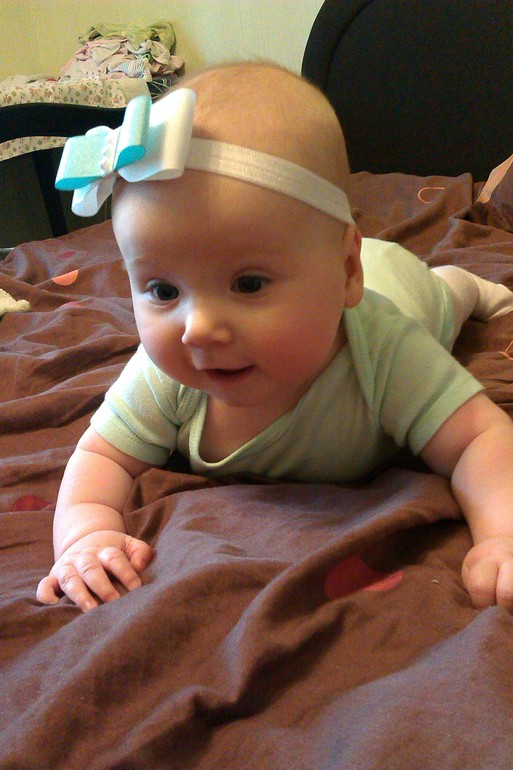 Моя сладкая доця :*