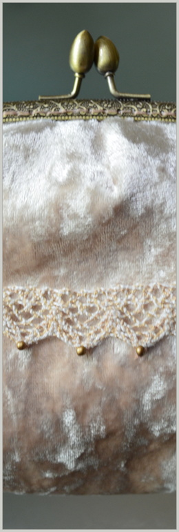 В обмен на зайку. Клатч.