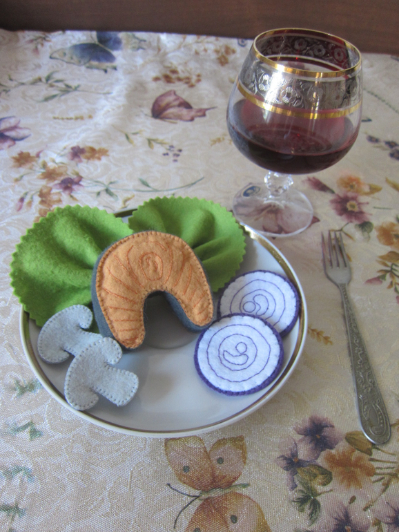 Нямки из фетра ;)