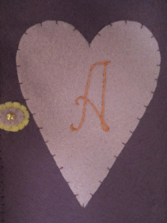 Фиолетовый оргпнайзер для крючков