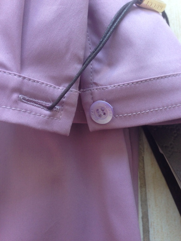 Gucci !!! Блузочка марк 36, на доченьку или худенькую мамочку. Сама ношу, прелесть !!! 4900