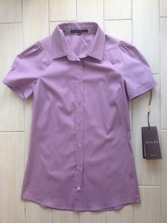 Gucci !!! Блузочка марк 36, на доченьку или худенькую мамочку. Сама ношу, прелесть !!! 4900