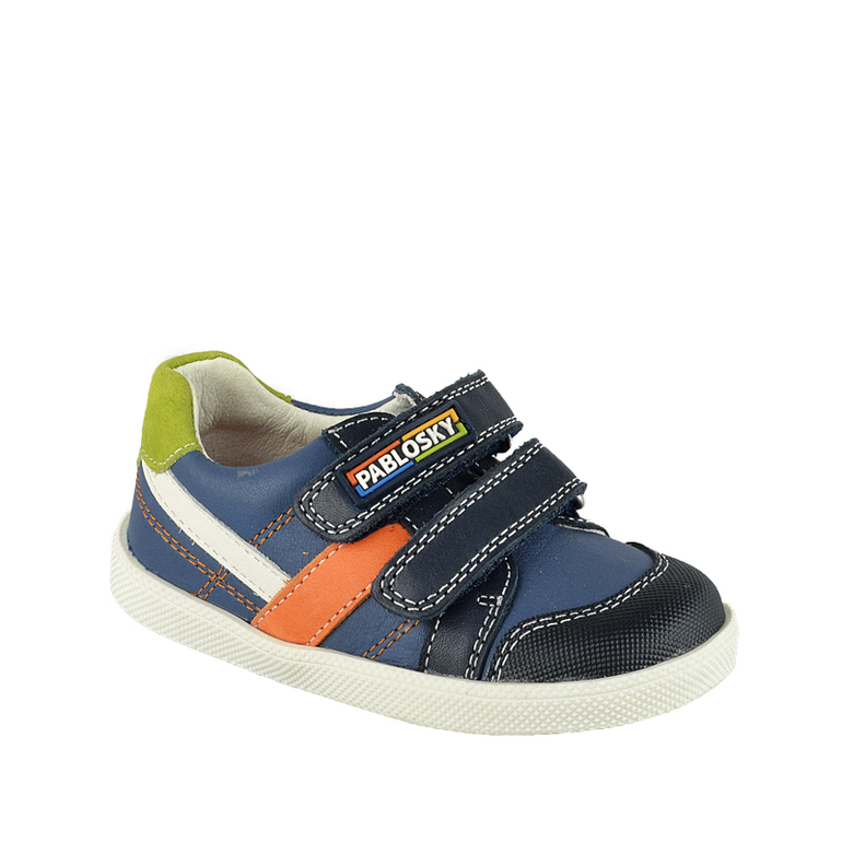 Какие виды весеннее-летней обуви есть у ваших деток?