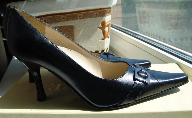 Женская обувь новая и б/у, размер 36