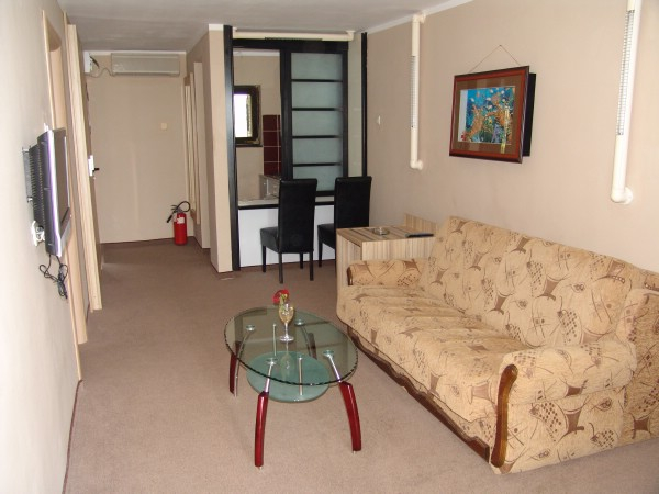 ЧЕРНОГОРИЯ. Петровац. Vile Oliva 3*