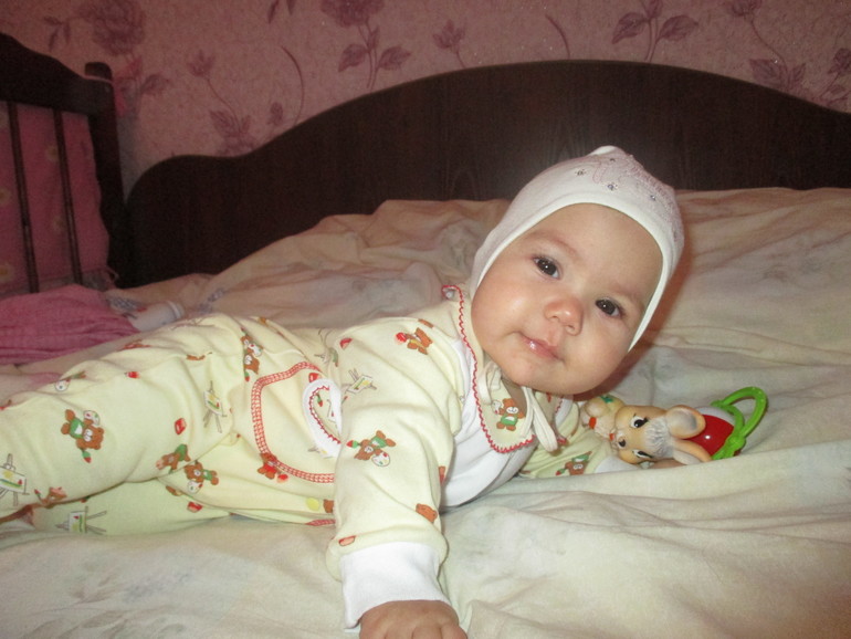 Юлечке скоро семь месяцев