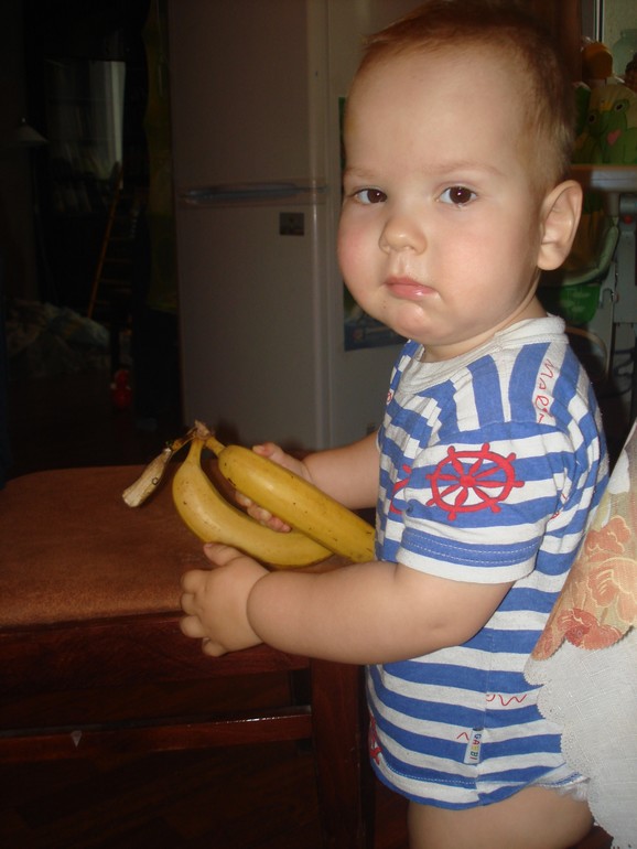 Готовим с детьми. Банановые оладьи.