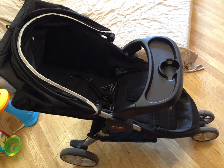 Britax коляска и авто кресло с базой