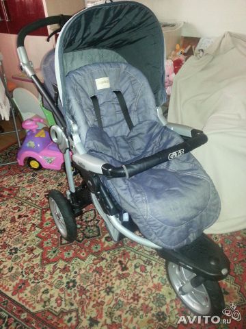 Продам прогулочную коляску Peg Perego GT3