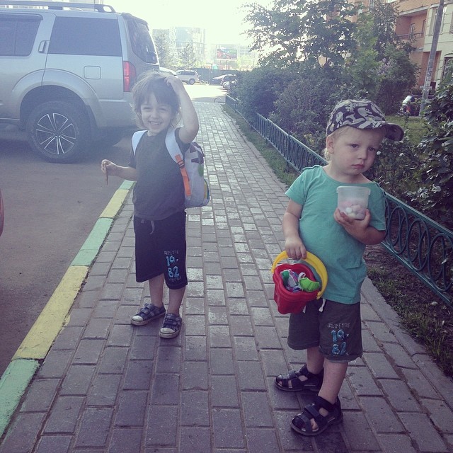 Дети и помощь маме