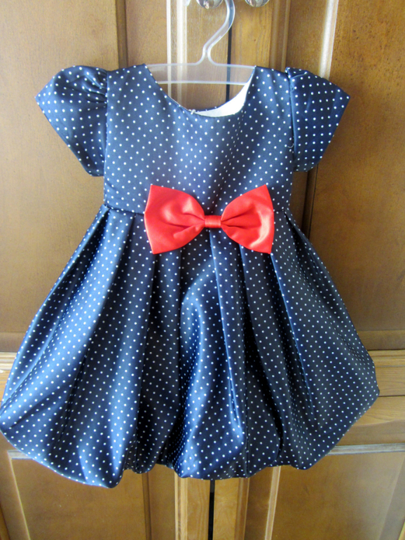 Продам шикарное платье для маленькой модницы на годик