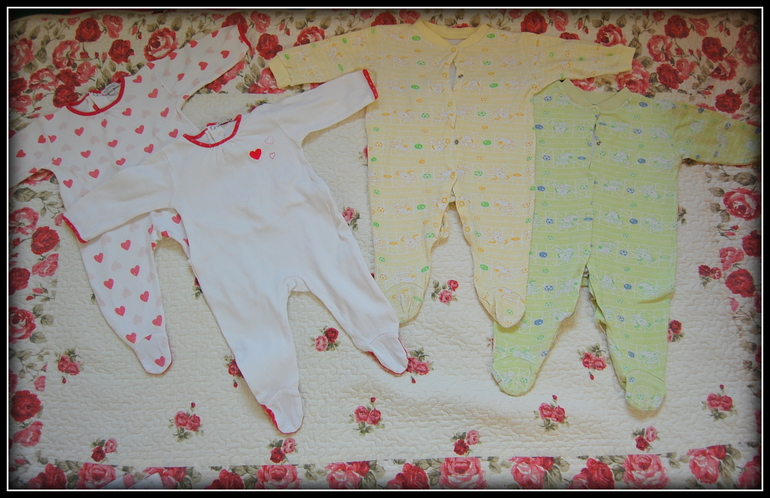 Одежда для девочки от 0 до 8 мес .Цены от 40 рублей)))