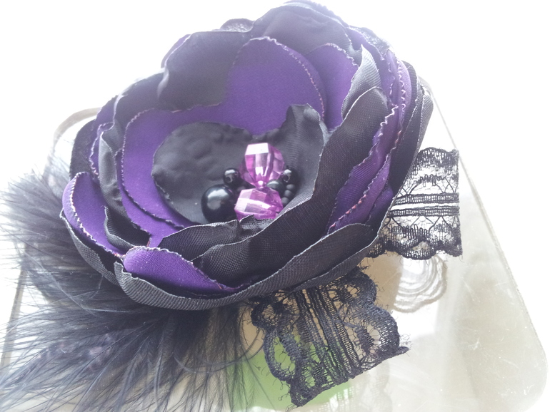 Брошь "Фиолетовая"