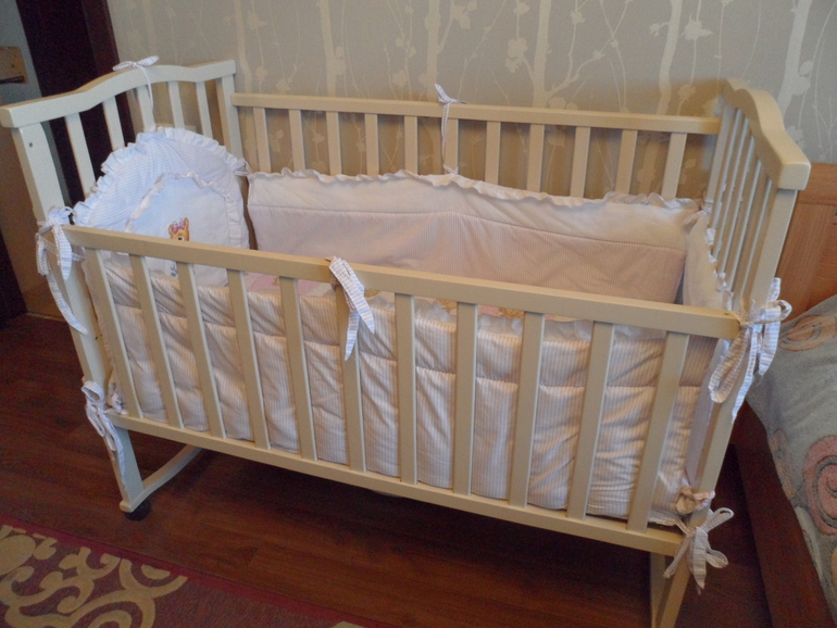 Кроватка+Матрас+Бортики за 1800 руб.